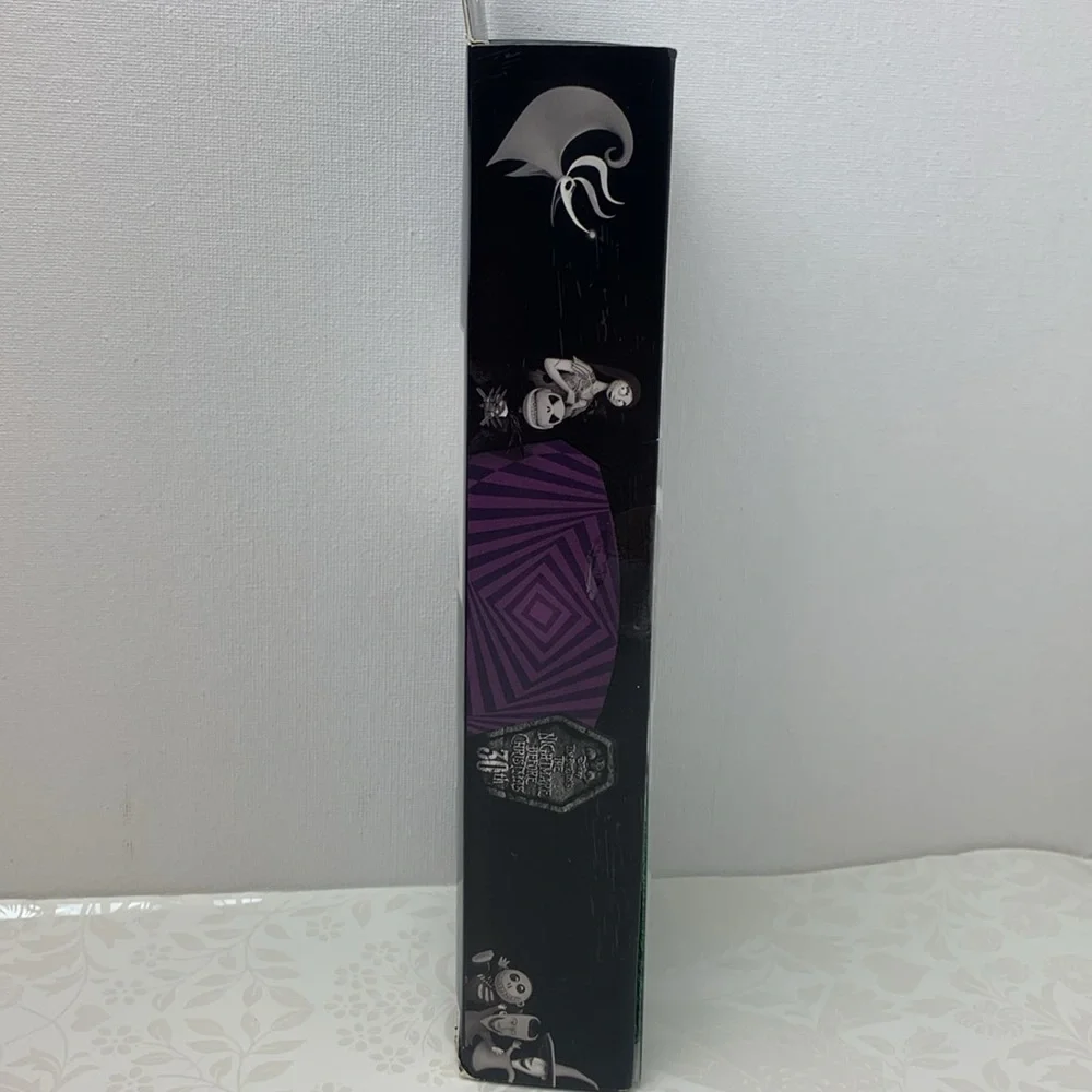 The Nightmare Before Christmas  3 pair mens crew socks‎ , new in the box